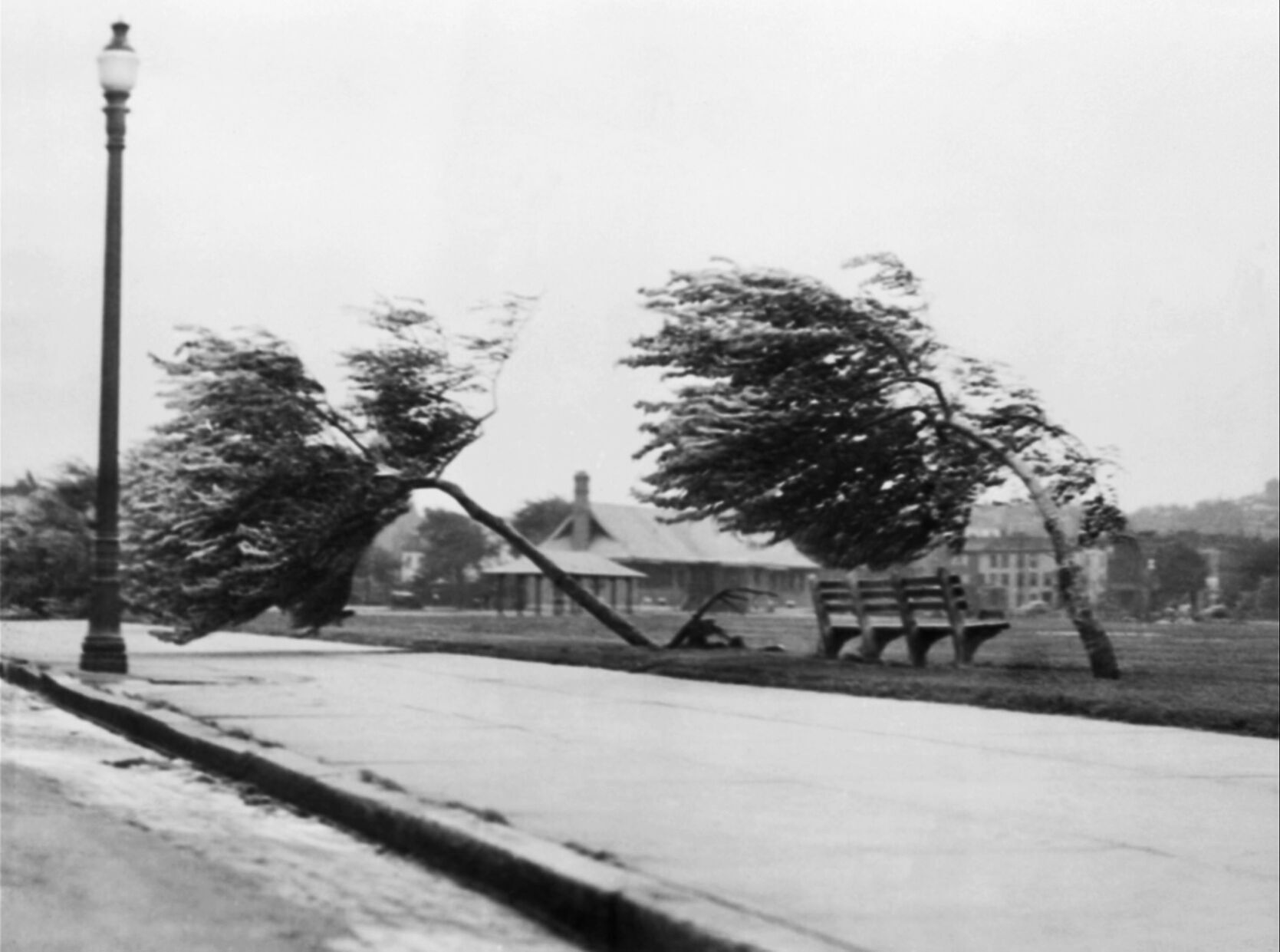 1938: Hurricane